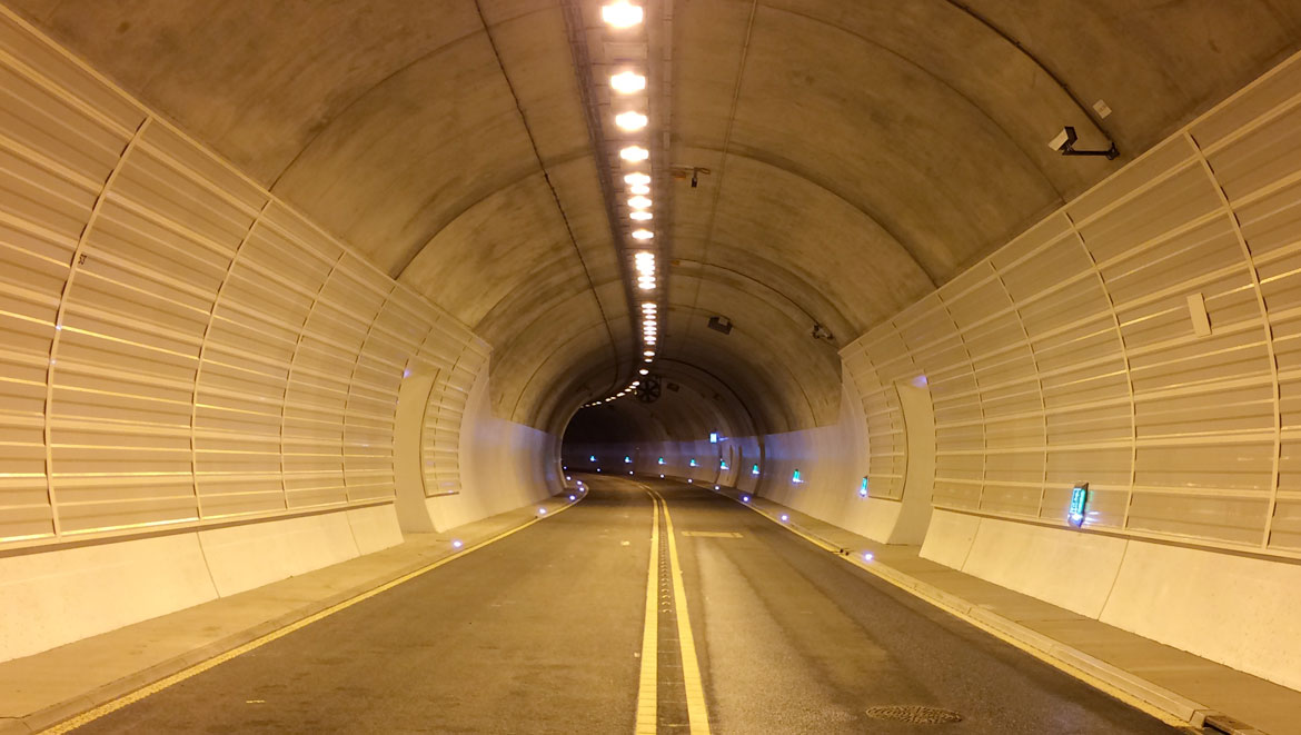 Tunnelbau und Tunnelsicherheit - Straßen.NRW
